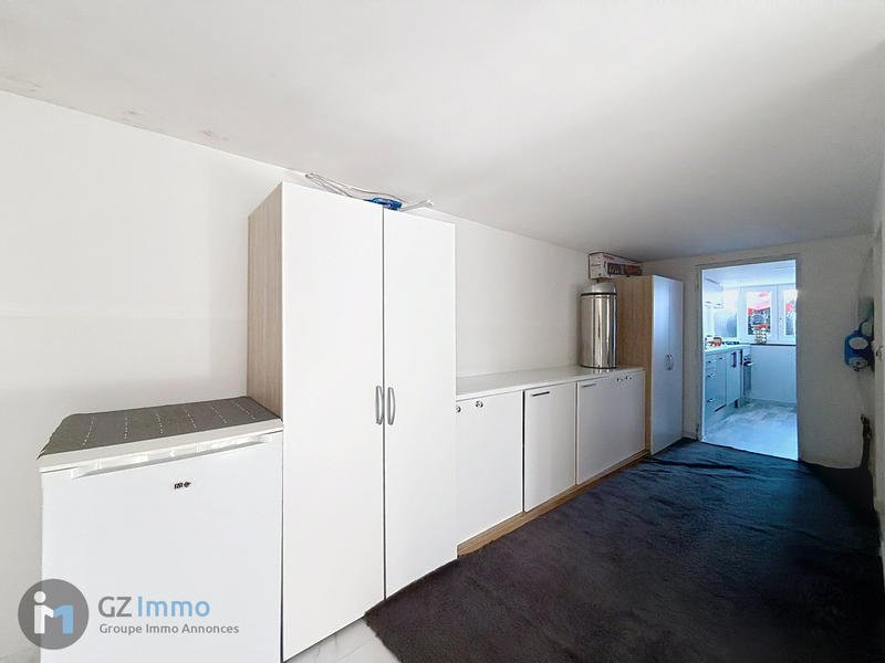 Maison - 246 m² - 6 pièces