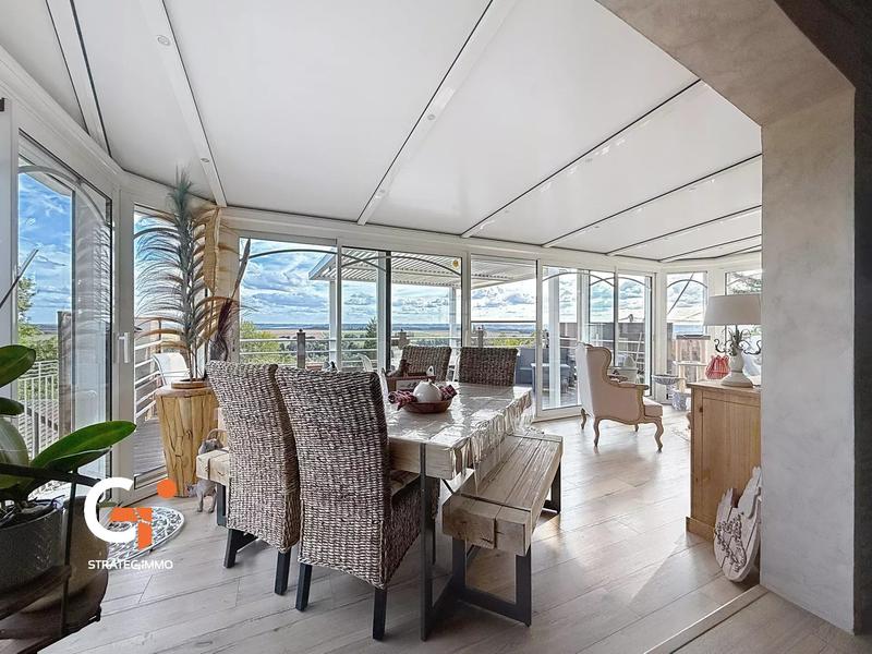 Maison - 110 m² - 5 pièces