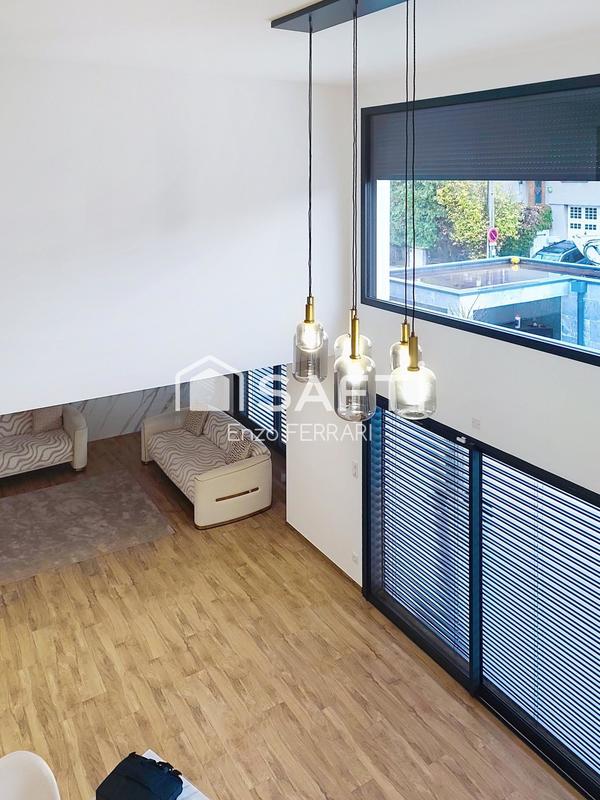 Villa - 220 m² - 6 pièces