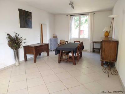 Maison - 220 m² - 7 pièces