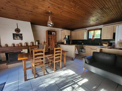 Maison - 150 m² - 5 pièces