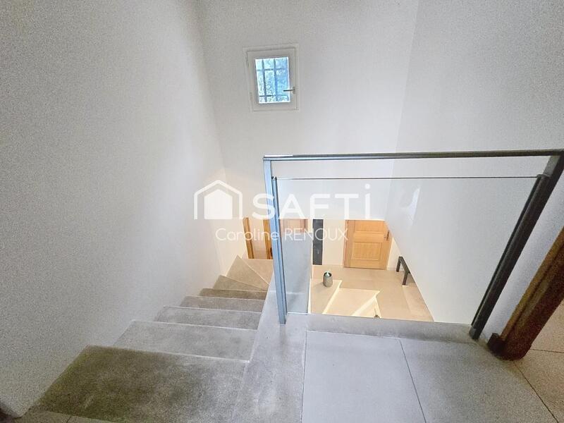 Maison - 160 m² - 7 pièces