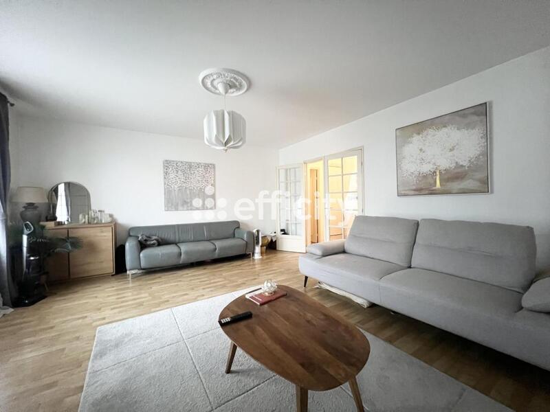 Appartement - 102 m² - 5 pièces