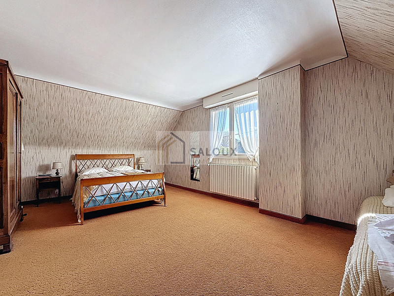 Maison - 145 m² - 6 pièces