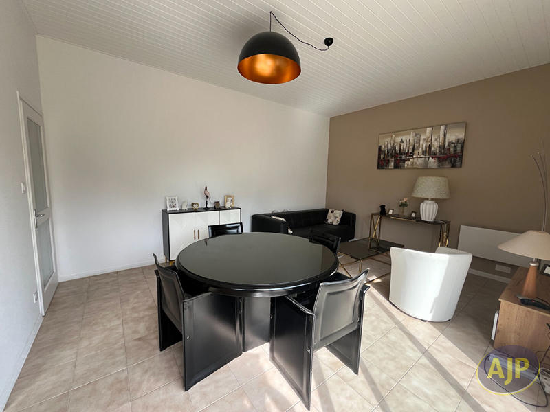 Maison - 94 m² - 4 pièces