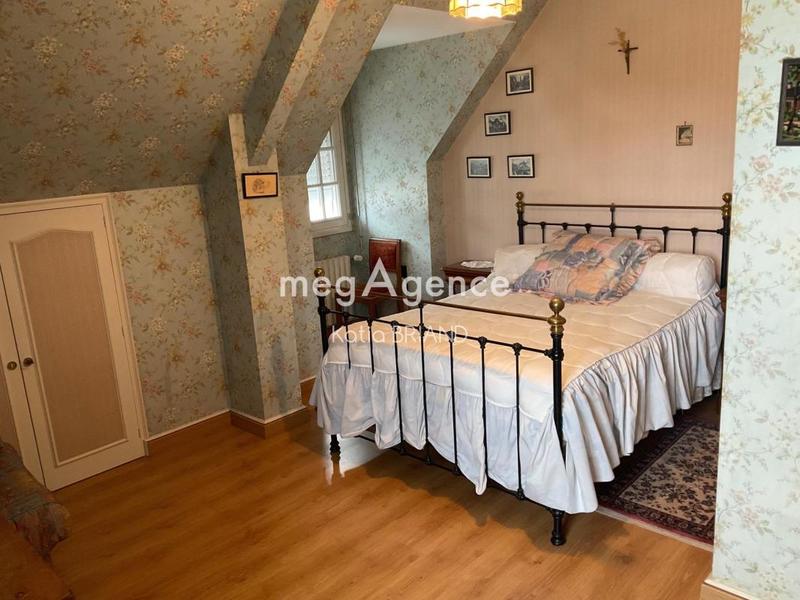 Maison - 175 m² - 6 pièces