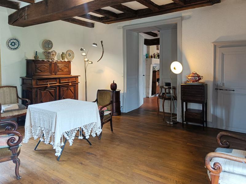 Maison - 180 m² - 10 pièces