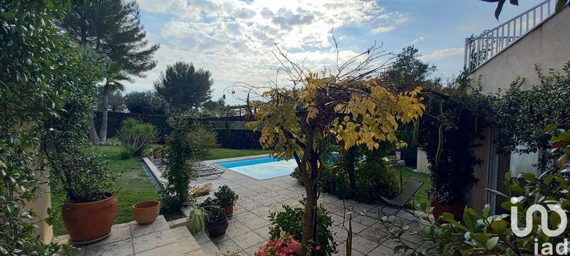 Maison - 215 m² - 5 pièces