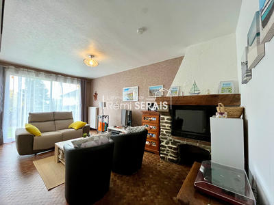 Maison - 98 m² - 4 pièces