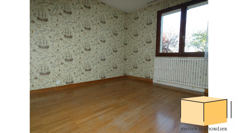 Maison - 203 m² - 5 pièces