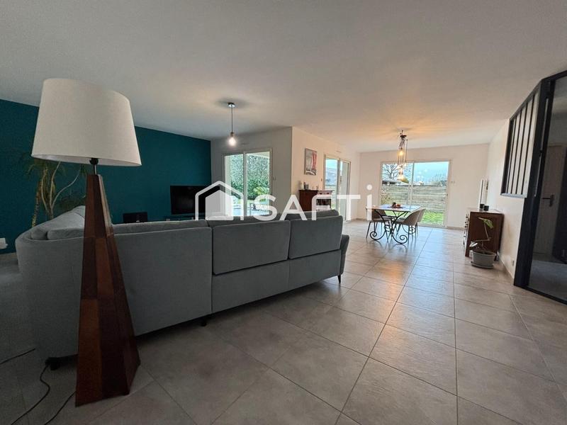 Maison - 122 m² - 5 pièces