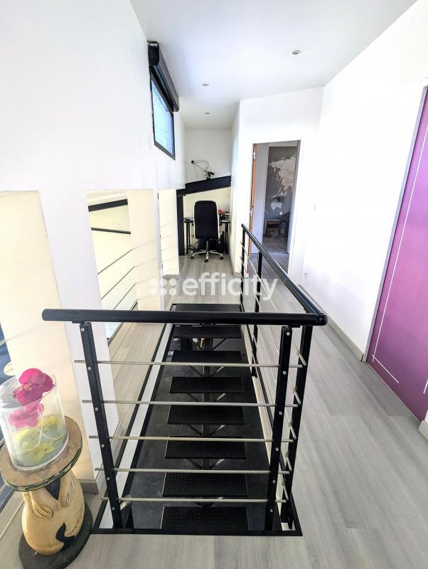 Maison - 160 m² - 5 pièces