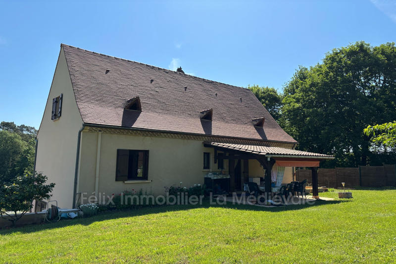 Maison - 174 m² - 5 pièces