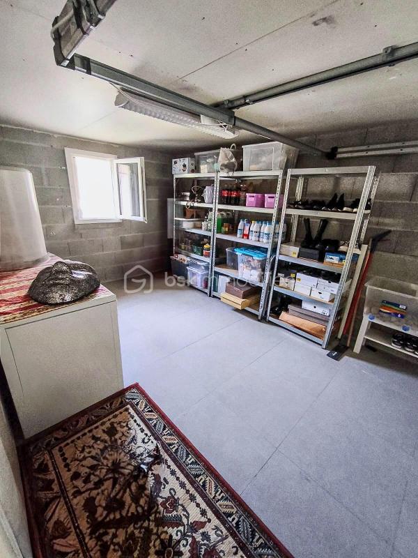 Villa - 90 m² - 4 pièces