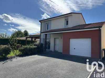 Maison - 105 m² - 5 pièces