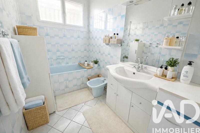 Maison - 93 m² - 5 pièces