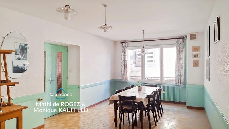 Maison de village - 280 m² - 12 pièces