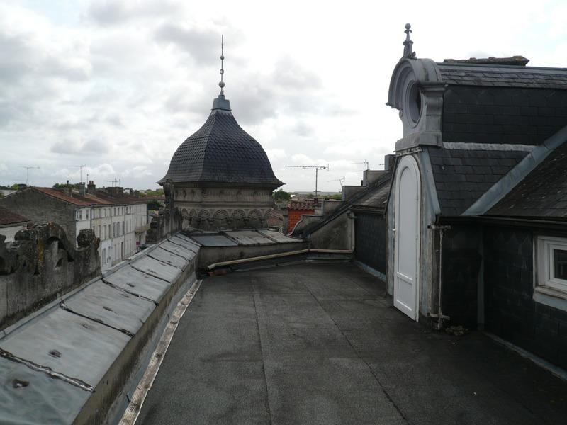 Maison bourgeoise - 230 m² - 9 pièces