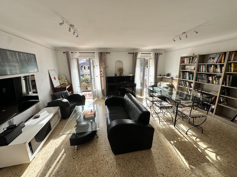 Appartement - 85 m² - 4 pièces