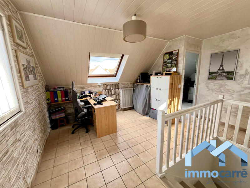 Maison traditionnelle - 142 m² - 7 pièces