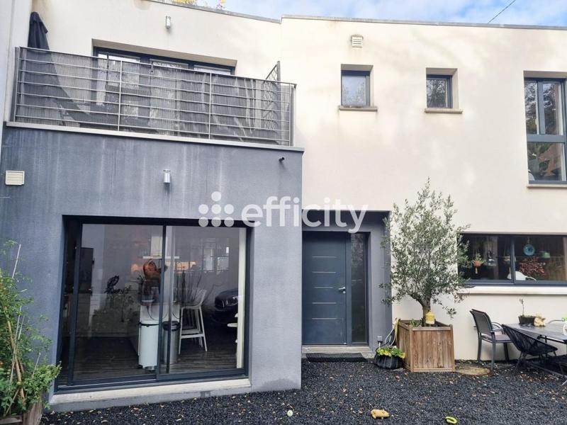 Maison - 107 m² - 5 pièces