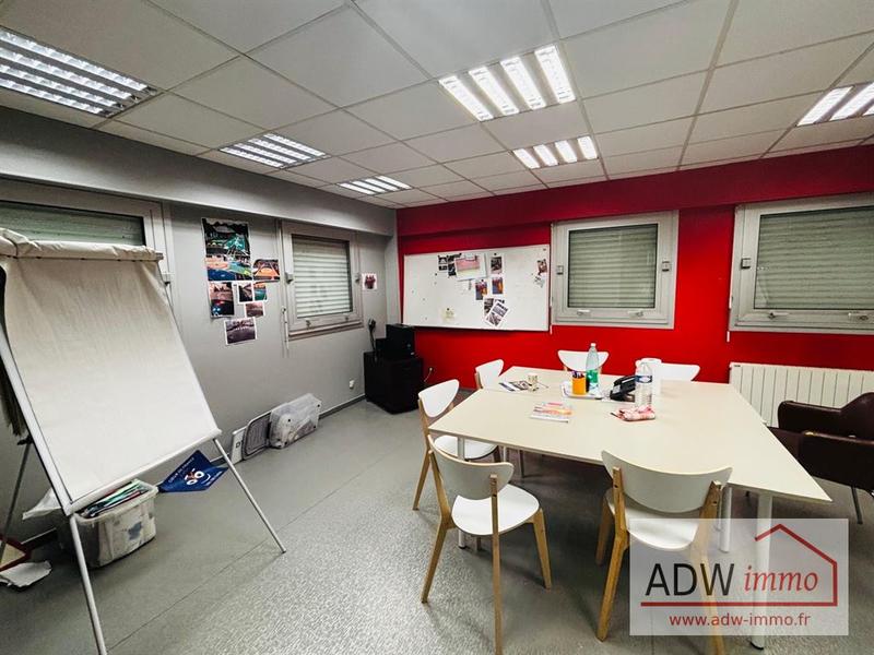 Local d'activités - 900 m²