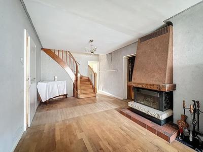 Maison - 197 m² - 7 pièces