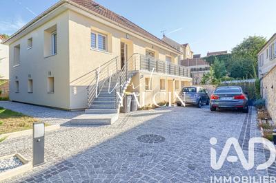 Maison - 200 m² - 7 pièces