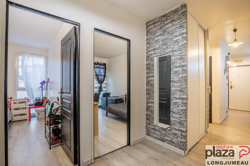 Appartement - 82 m² - 5 pièces