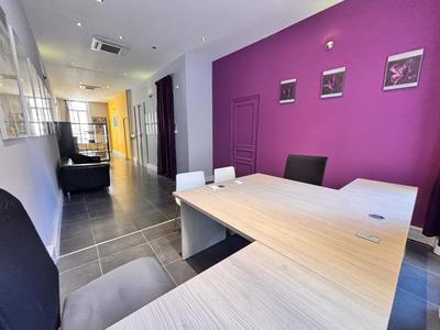 Bureau - 68 m² - 3 pièces