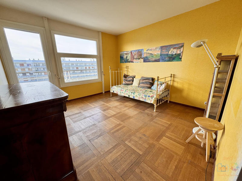 Appartement - 226 m² - 7 pièces