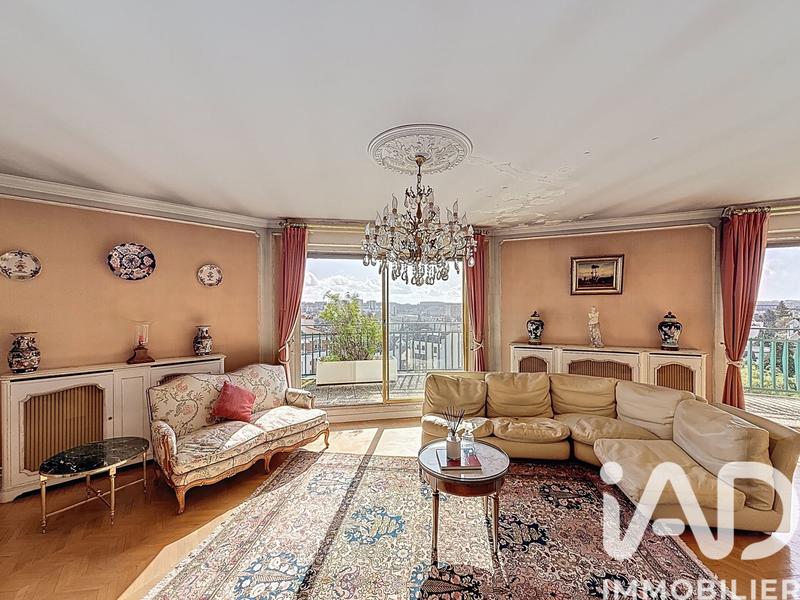 Appartement - 109 m² - 5 pièces