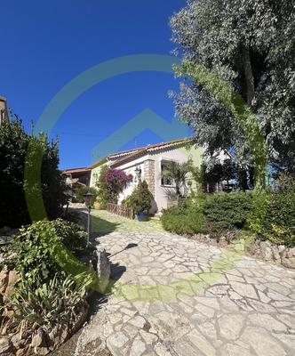 Maison - 96 m² - 4 pièces