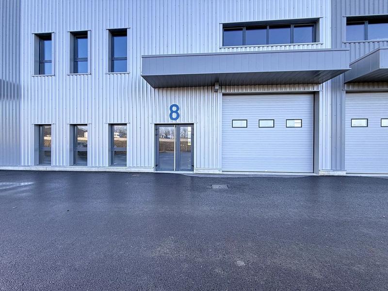 Bureau - 319 m² - 1 pièce