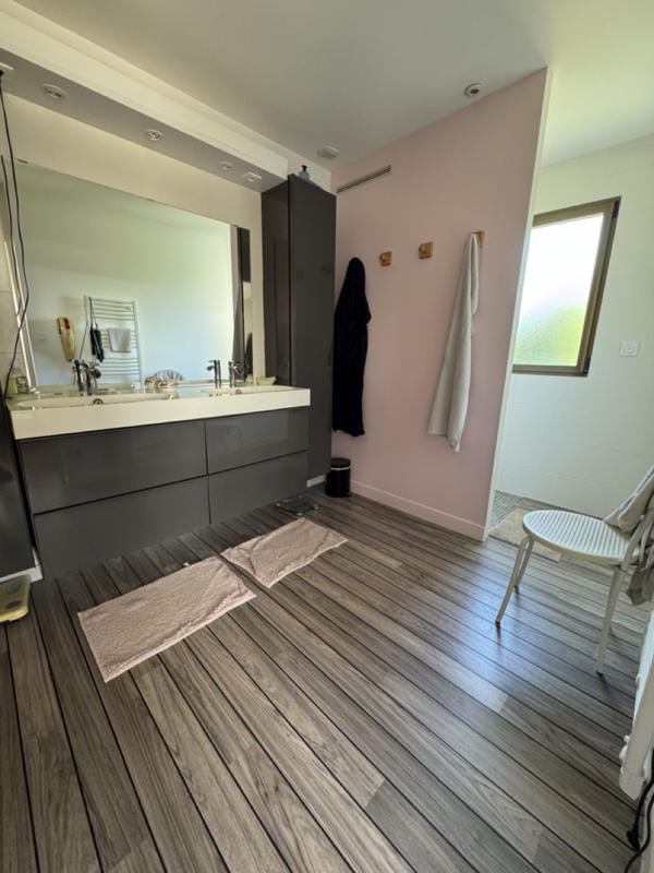 Maison - 170 m² - 5 pièces