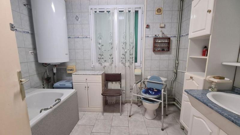 Maison - 105 m² - 4 pièces