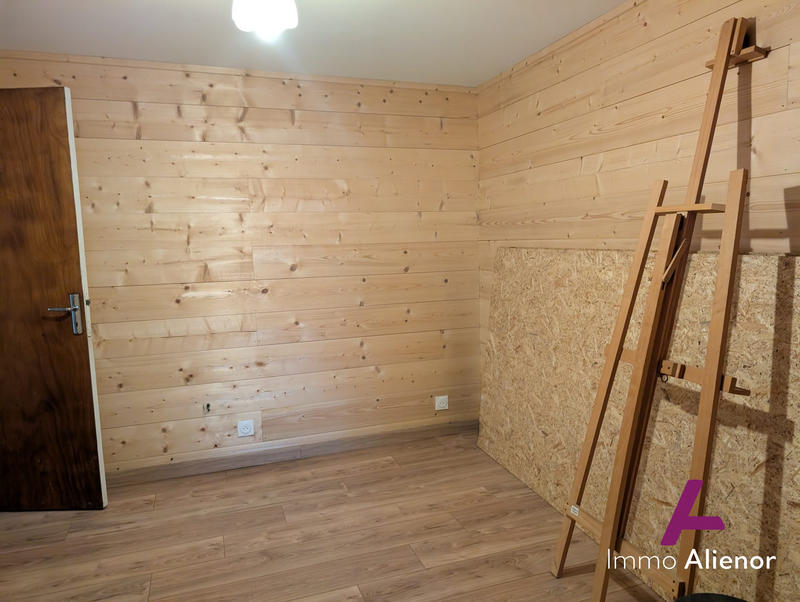 Maison - 140 m² - 8 pièces