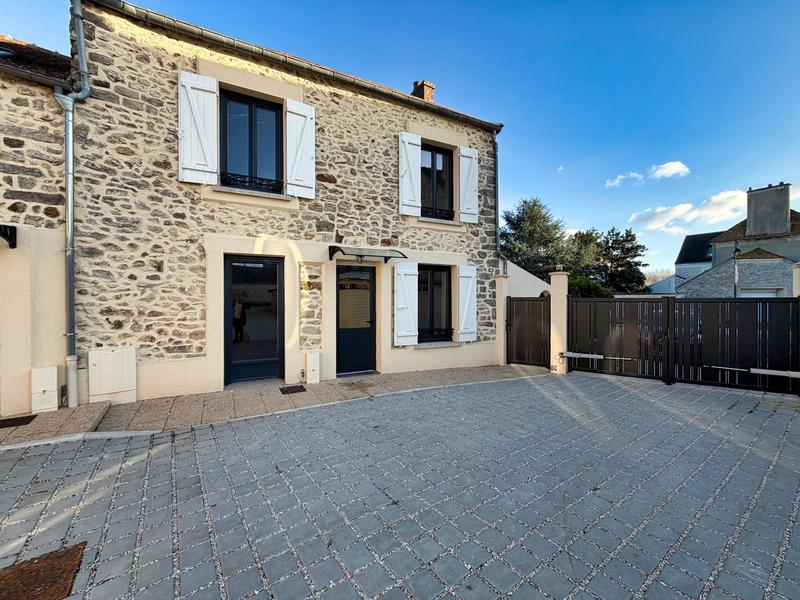 Maison - 84 m² - 4 pièces