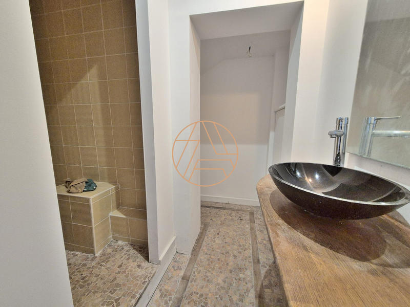 Maison - 96 m² - 3 pièces