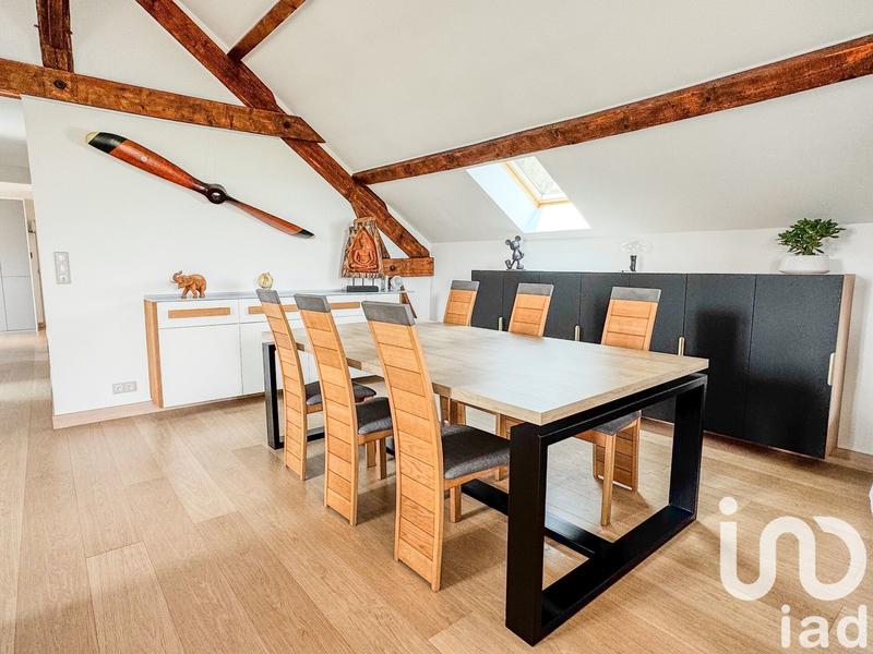 Appartement - 93 m² - 4 pièces