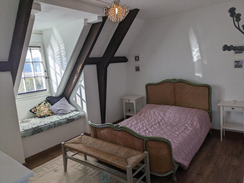 Maison - 140 m² - 6 pièces