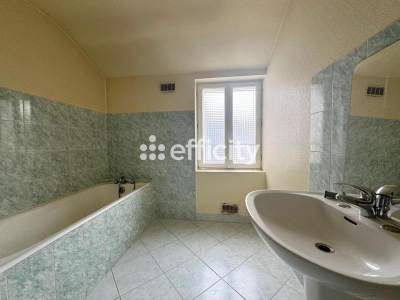 Maison - 150 m² - 7 pièces