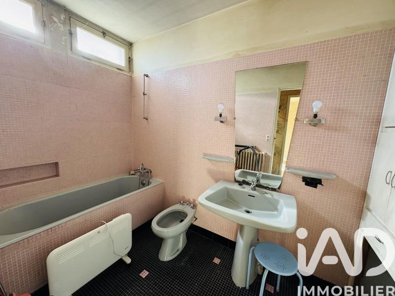 Maison - 140 m² - 6 pièces