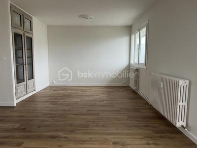 Appartement - 72 m² - 3 pièces