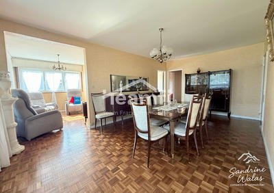 Appartement - 105 m² - 5 pièces