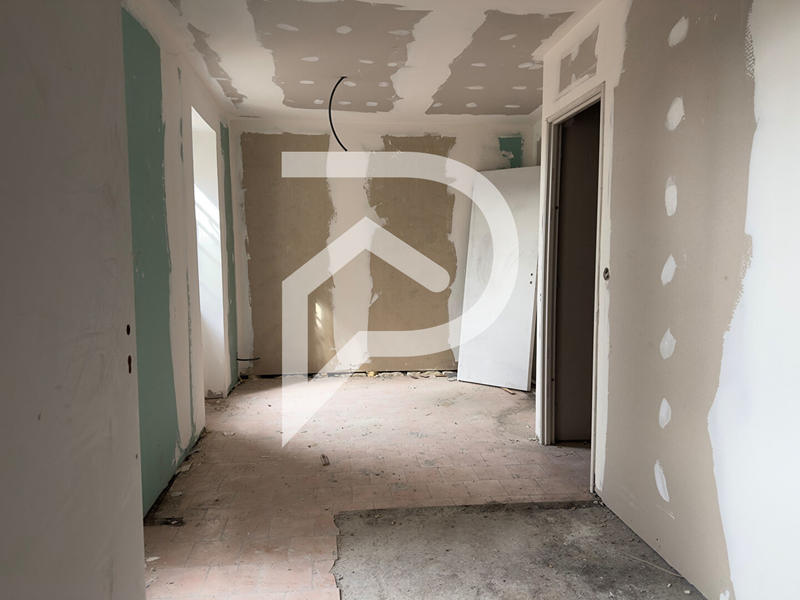 Immeuble - 280 m² - 8 pièces