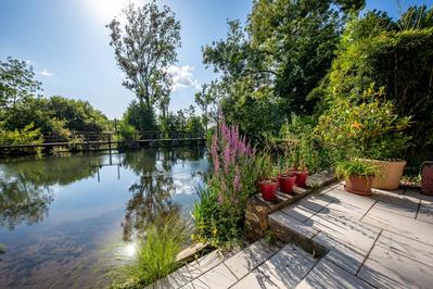 Propriété - 338 m² - 11 pièces