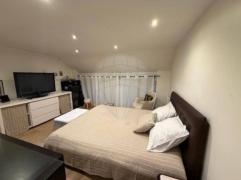 Maison - 191 m² - 6 pièces