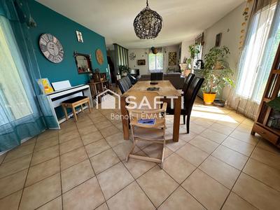 Maison - 157 m² - 8 pièces