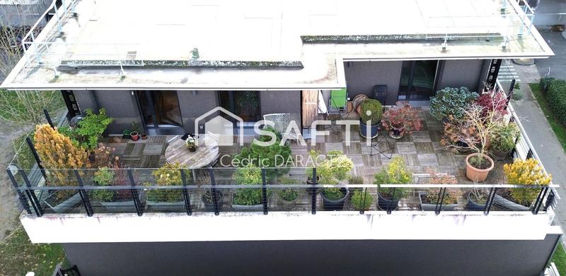 Appartement - 210 m² - 6 pièces